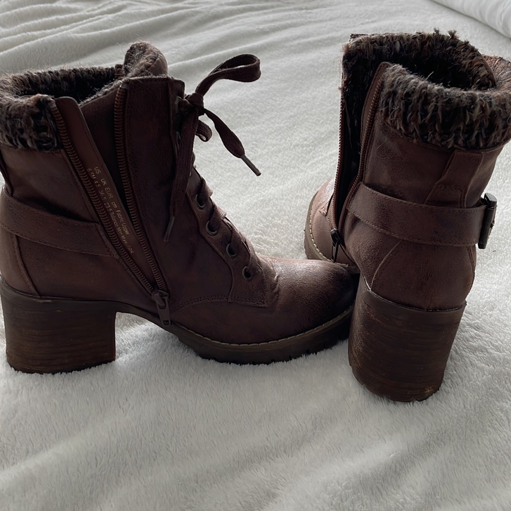 Booties - Picture 4 of 6